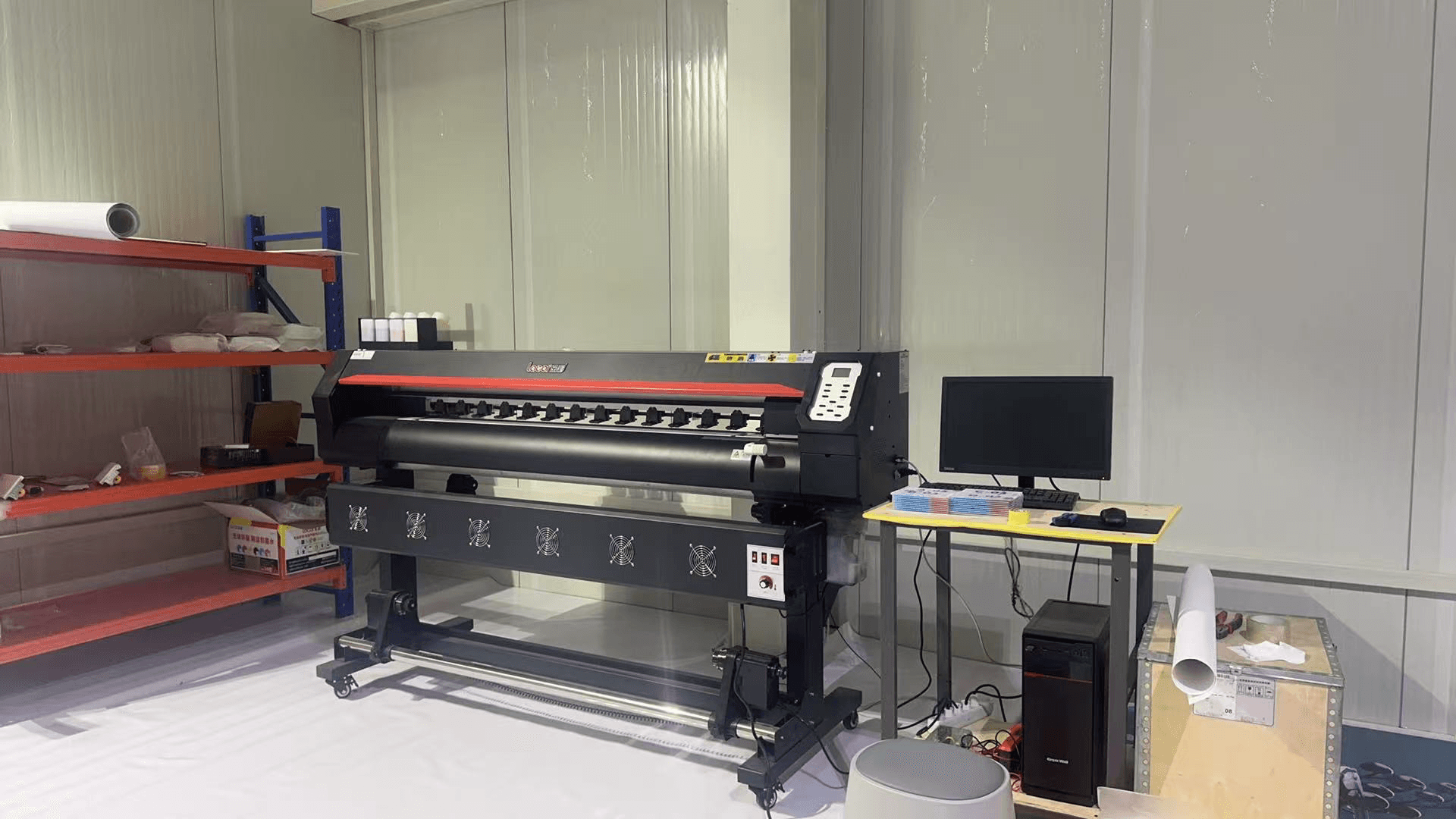 Large-format output line